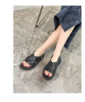 QIWN 2023 Sandalet kadın Yaz Yeni Açık m2 Küçük Düz Tabanlı Sandalet platform ayakkabılar