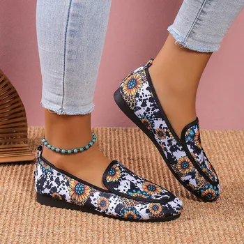Rahat ayakkabılar Kadınlar için Sığ Bayanlar Flats nefes alan loafer'lar Bahar Sonbahar Tek Ayakkabı Slip-On Yuvarlak Ayak Büyük Boy Zapatos