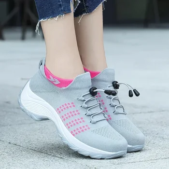 Yeni Kadın Ayakkabı Moda Ayakkabı Artı Boyutu Streç Kumaş platform ayakkabılar Kadın Slip-On Çorap Ayakkabı Bayanlar Rahat Spor Ayakkabı